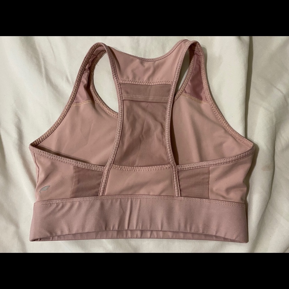 fabletics Mila medium impact sports bra